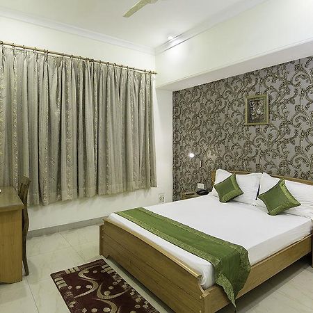 Treebo Palm Tree Palam Vihar 호텔 구르가온 외부 사진